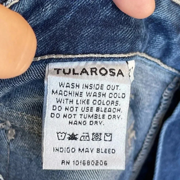 Tularosa Flare Penelope Jeans in Ankara Wash size 27 - Picture 15 of 17